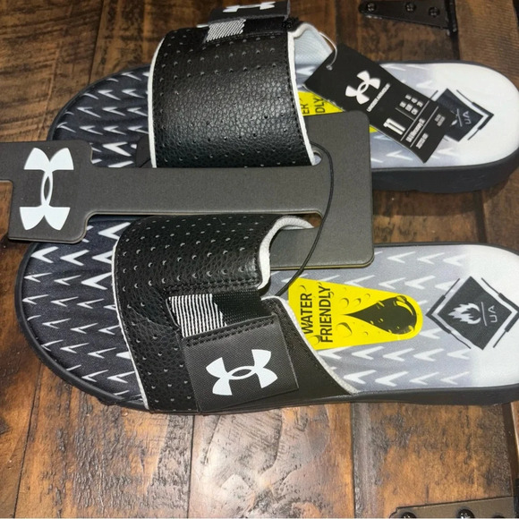 Under Armour Slides NWT - Picture 9 of 12